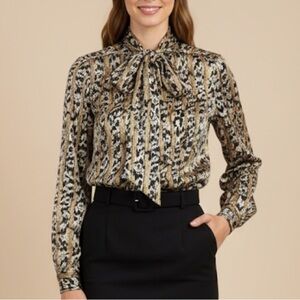 EUC Adrianna Papell Vintage 100% silk Blouse(size 6)